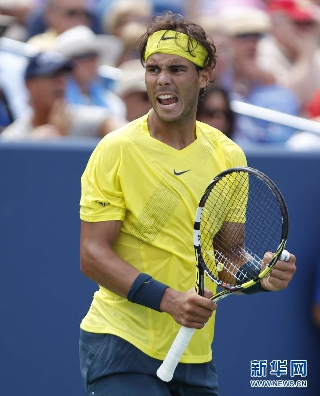 西班牙网球队力克世界网球队，纳达尔完成帽子戏法的简单介绍
