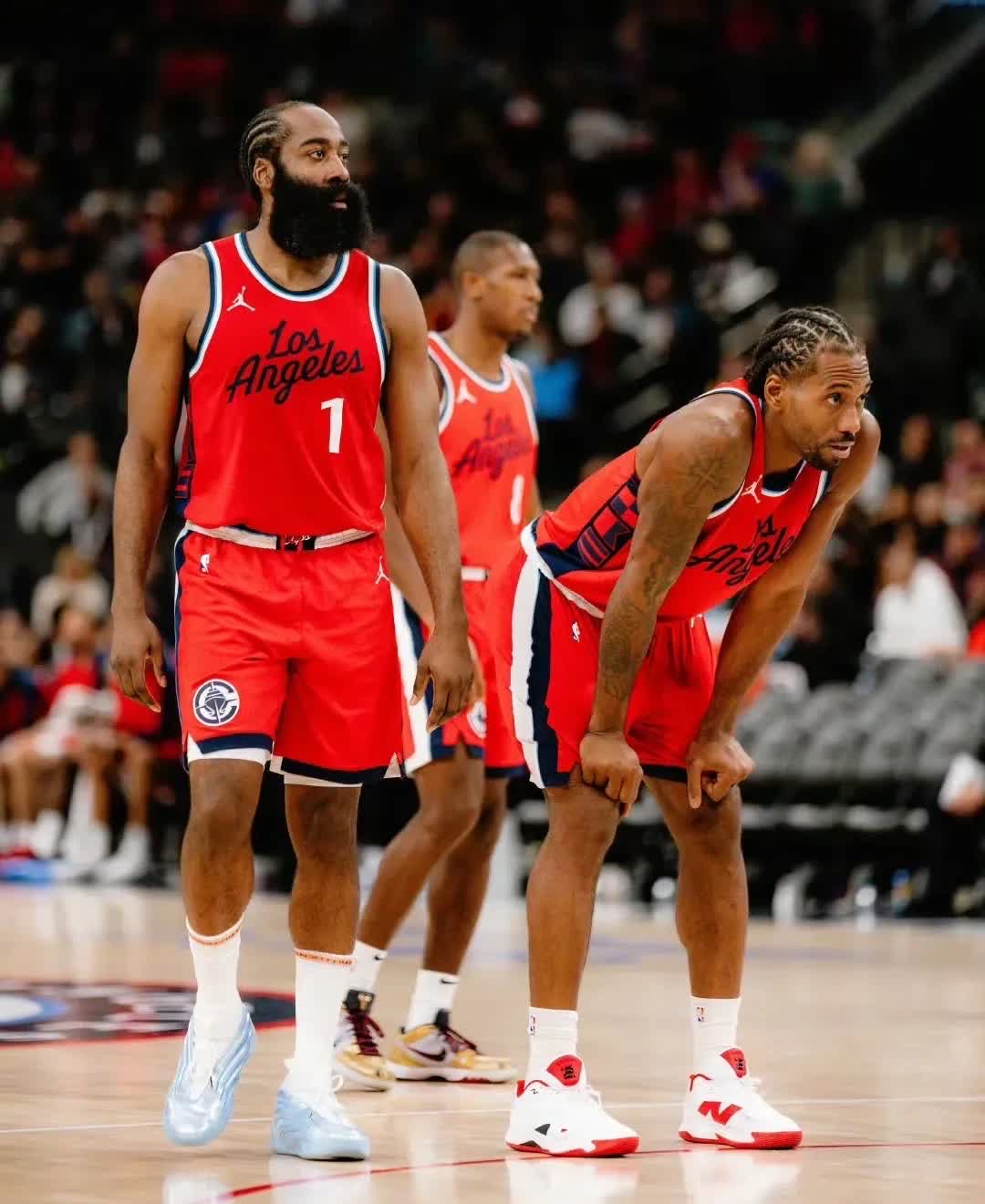 热火B队轻取热火,伦纳德高光表现 热火B队轻取热火,伦纳德高光表现