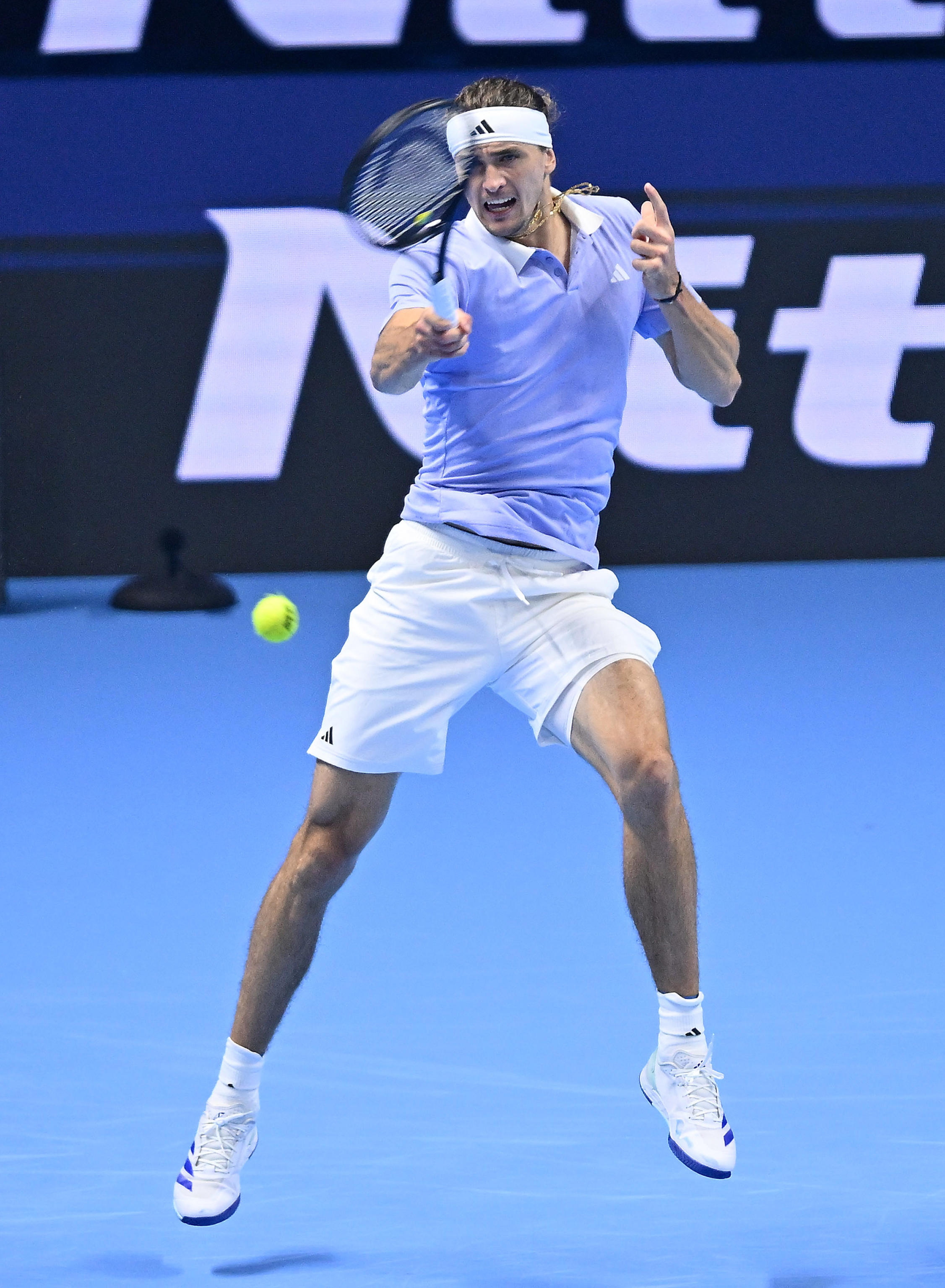 欧洲网球队力克法国网球队,兹维列夫爆发神勇的简单介绍 欧洲网球队力克法国网球队,兹维列夫爆发神勇的简单介绍