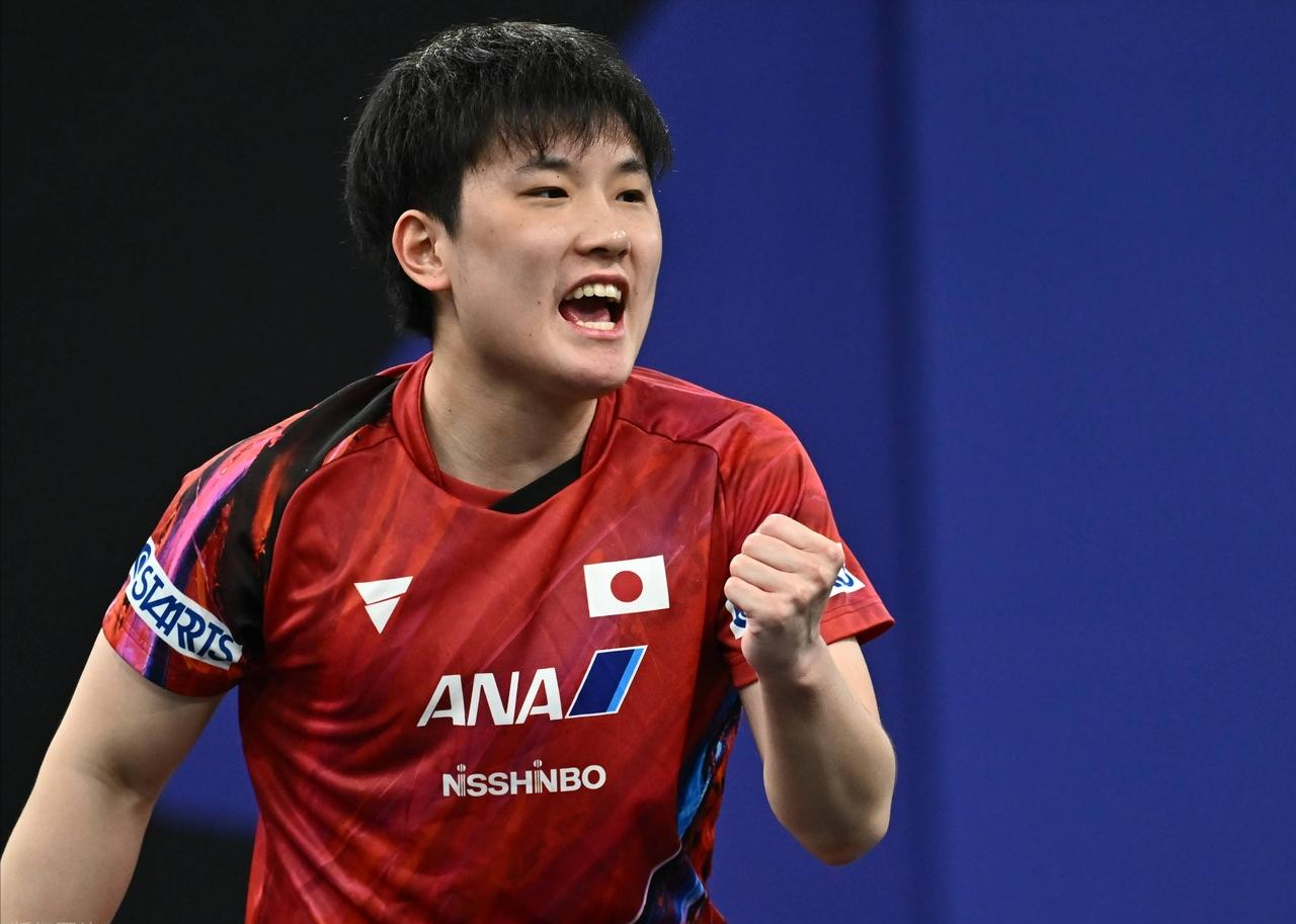 英国乒乓球队轻取瑞典乒乓球队，水谷隼绝境逆转的简单介绍