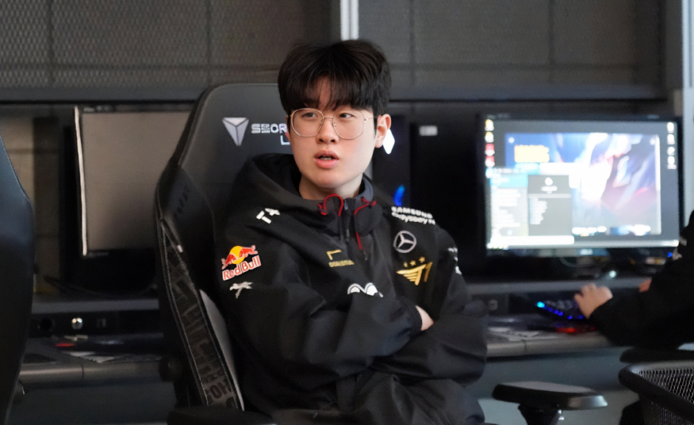 LPL赛事观看-HLE血洗FPX，Rekkles制霸全场的简单介绍