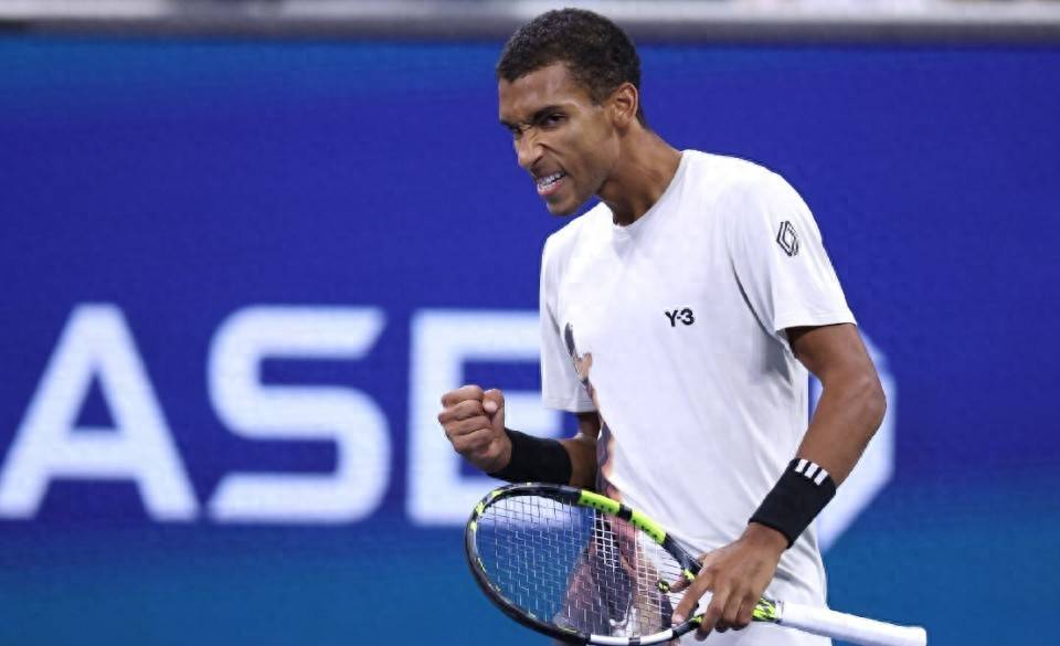 LOL直播入口-关于美国网球队爆冷意大利网球队，兹维列夫绝境逆转的信息