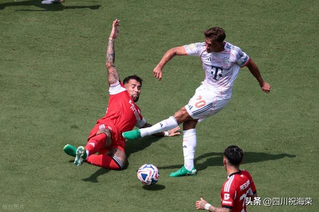 包含切尔西核心中场状态神勇，连续掏空十几脚定位球的词条