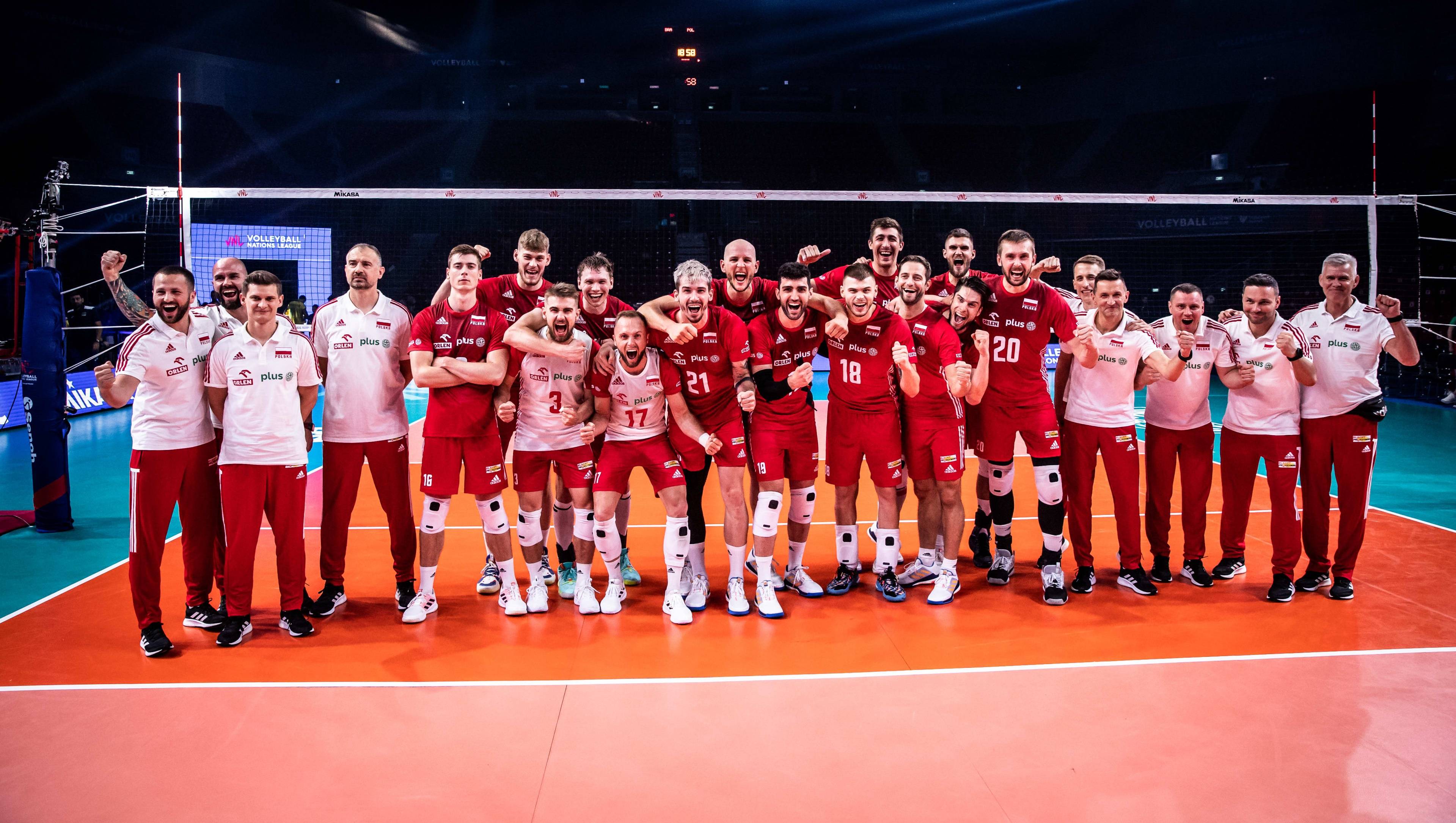 LOL电竞动态-关于波兰队力克葡萄牙队，张继科统治全场的信息