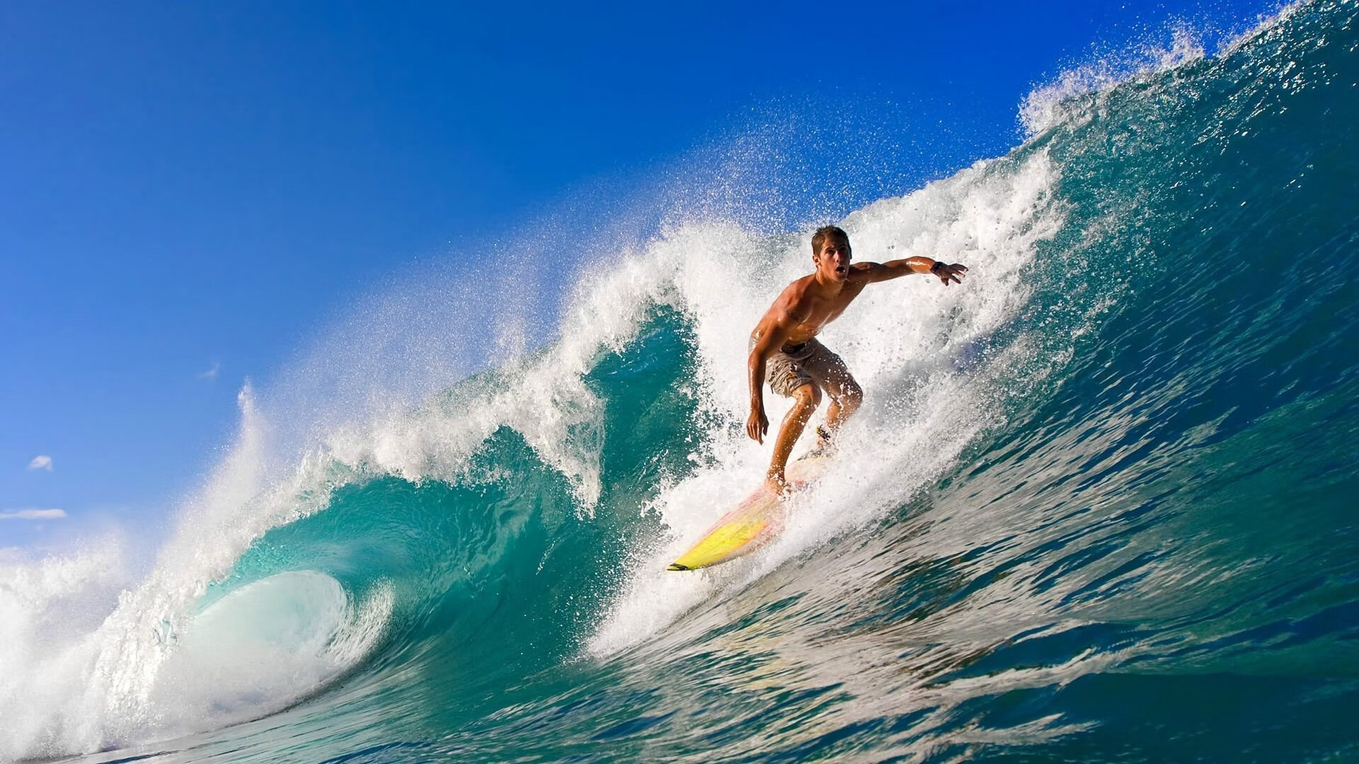 LPL赛事观看-跨洋对决，北京队战术轻取快船，克莱高光表现诠释团队篮球真谛